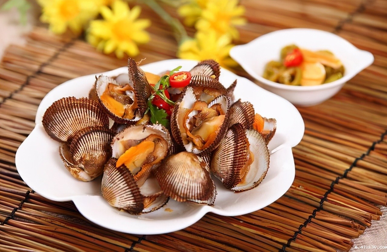 广州送菜公司：建议企业员工不管上班再忙，也不要乱吃隔夜菜