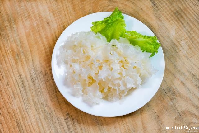 企业食材配送:隔夜菜能不能吃,得看是什么菜,怎么储存的