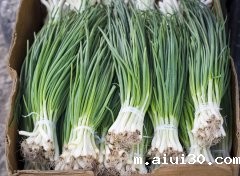 春分之前，3种劣质蔬菜别再买了！碰见直接丢进垃圾桶，别舍不得